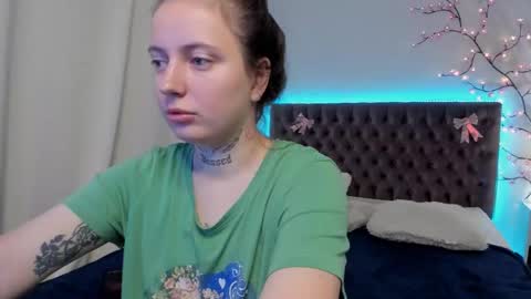 LilaVame online show from September 22, 8:35 pm