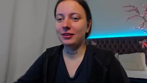 LilaVame online show from October 6, 7:10 pm