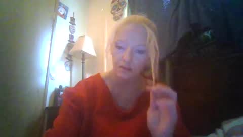lilbit4u online show from February 16, 7:38 pm