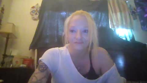 lilbit4u online show from February 20, 9:42 pm