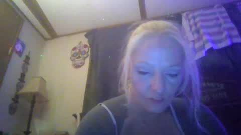 lilbit4u online show from February 17, 12:21 am