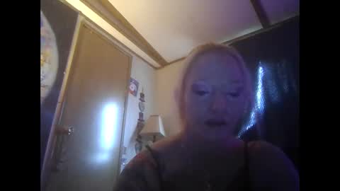 lilbit4u online show from March 6, 6:59 pm