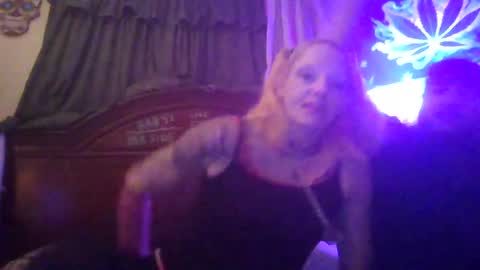 lilbit4u online show from March 6, 2:41 am