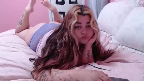 candy online show from April 26, 2:15 pm