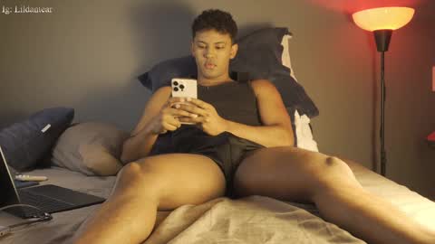 Snapshot of lildantear chatting on September 16, 10:17 am Dante online show from September 16, 10:17 am
