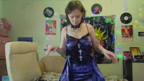 Lil online show from March 6, 5:43 pm