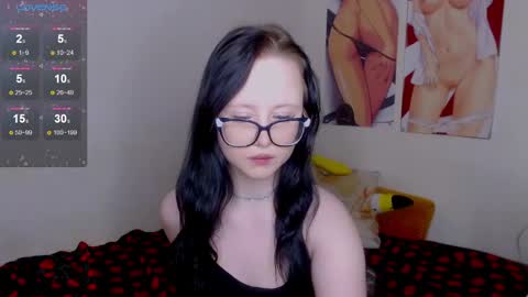 Snapshot of lilhornyprincess chatting on February 7, 2:47 pm Nika and Lori online show from February 7, 2:47 pm
