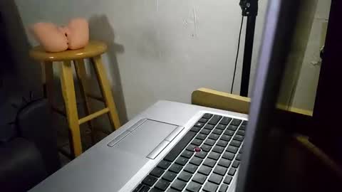 Snapshot of lilhotnando chatting on September 9, 5:18 am Fernando online show from September 9, 5:18 am