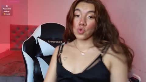 Lili  online show from January 15, 4:05 pm