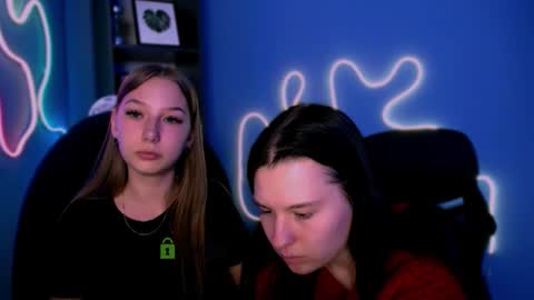 lili_energy online show from September 17, 3:04 pm