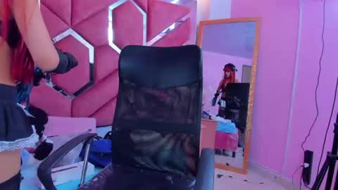 lili_starr online show from July 5, 6:20 am