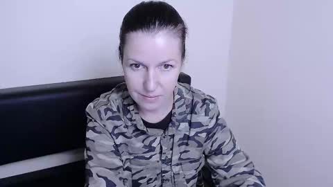 Lili online show from September 10, 7:09 am