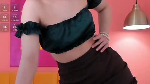 Lilian  online show from May 15, 2:09 am