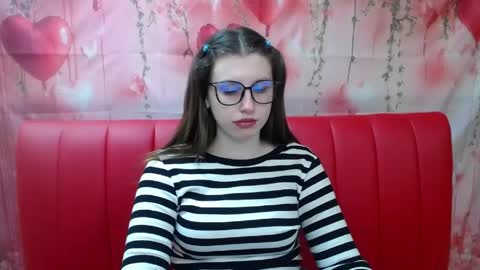 lilianashine online show from April 14, 5:11 am