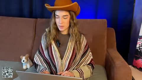 LilianLees online show from October 24, 1:34 pm