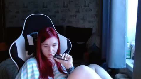 liliawoolf online show from February 25, 1:32 pm
