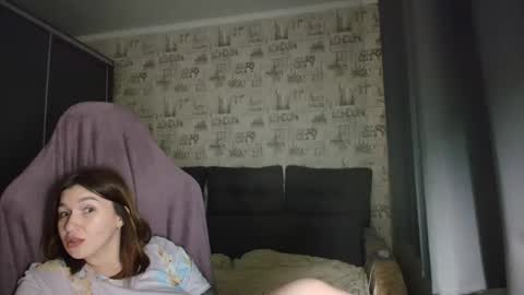 liliawoolf online show from November 21, 7:34 pm