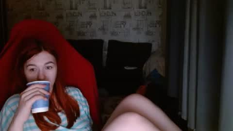 liliawoolf online show from February 17, 3:22 pm
