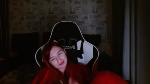 liliawoolf online show from February 14, 7:12 pm