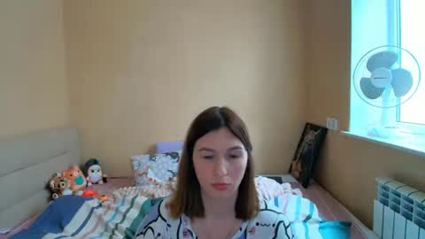 liliawoolf online show from October 9, 12:32 pm