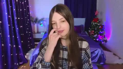 Lili Bakery online show from December 14, 2:44 am