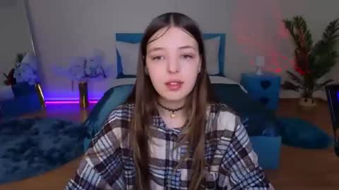 Lili Bakery online show from March 24, 3:45 am