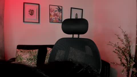 Lilibeth online show from October 6, 1:29 pm