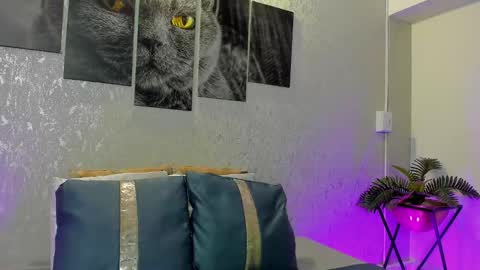 Lili Cooper online show from November 3, 11:28 pm