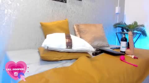 Lili Cooper online show from February 23, 3:02 am