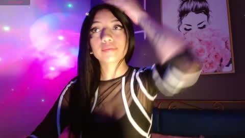 Simone 3 online show from October 6, 6:59 pm