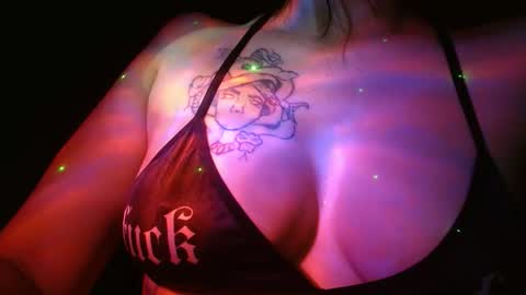 Simone 3 online show from November 1, 11:15 pm