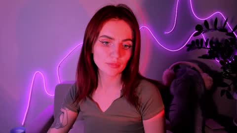 Lilie online show from December 3, 2:09 am