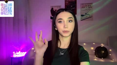 Lina online show from March 22, 10:25 pm