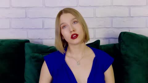 LiliLinn online show from February 15, 12:22 pm