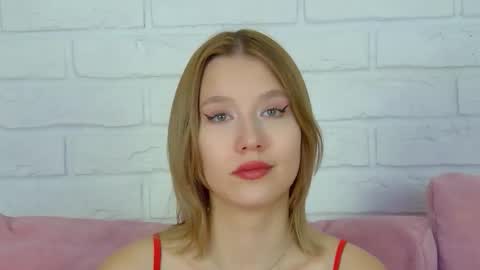 LiliLinn online show from September 23, 5:12 am