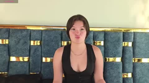 lilimini online show from February 4, 1:12 am