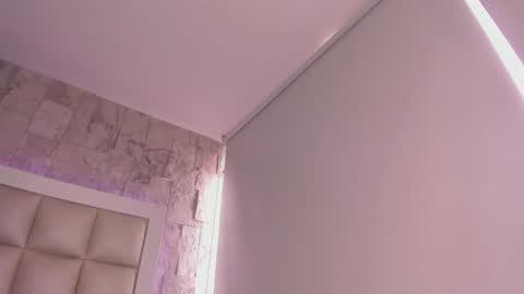 Snapshot of lilit_jade chatting on February 5, 5:53 pm Lilit online show from February 5, 5:53 pm