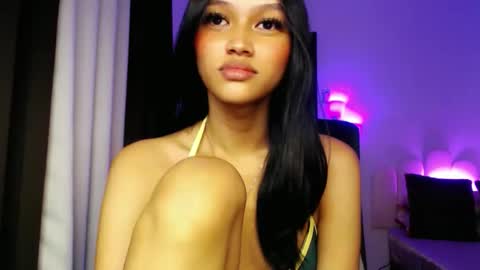 Chloe online show from March 19, 1:44 am