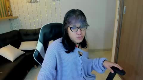 lilith  online show from April 13, 12:20 pm