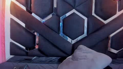  Lilith   online show from March 7, 5:17 pm