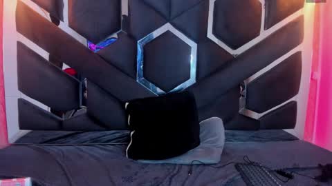  Lilith   online show from March 5, 5:18 pm