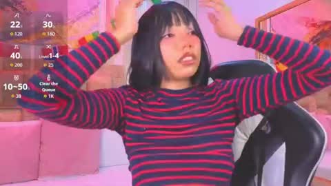 Lilith pink online show from July 17, 4:25 am