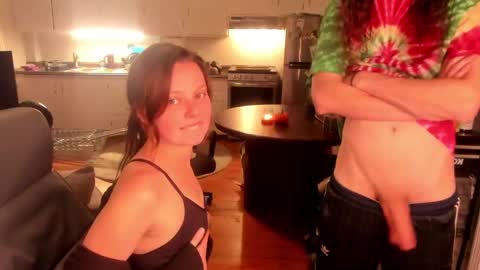 Snapshot of lilith_sage chatting on December 4, 3:20 am Sage online show from December 4, 3:20 am