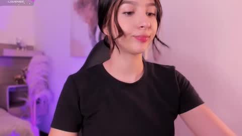Snapshot of lilith_sage_ chatting on February 12, 11:29 am lilith_sage_ online show from February 12, 11:29 am