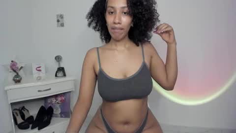 Alejandra  online show from November 8, 5:54 am