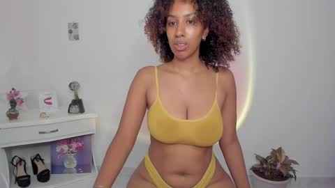 Alejandra  online show from February 16, 3:58 am