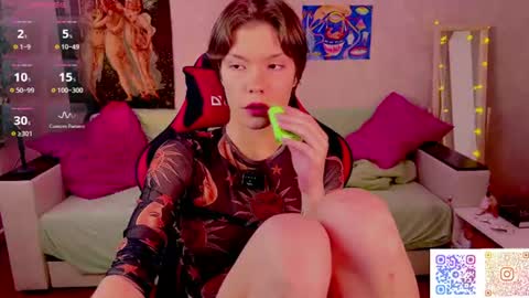 lilithbroke69 online show from June 20, 2:18 am
