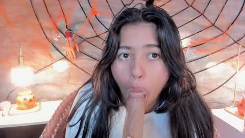 lilithcb_ online show from October 20, 11:10 pm