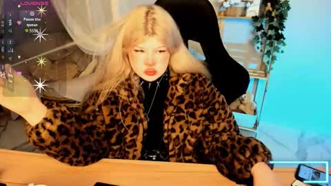 LilithNelson online show from October 3, 1:59 am