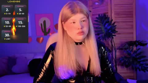 LilithNelson online show from May 16, 3:14 am